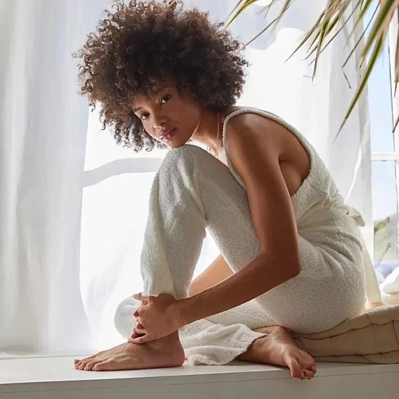 URBAN OUTFITTERS Nico Sweater Flare Lounge Pants - Picture 11 of 11